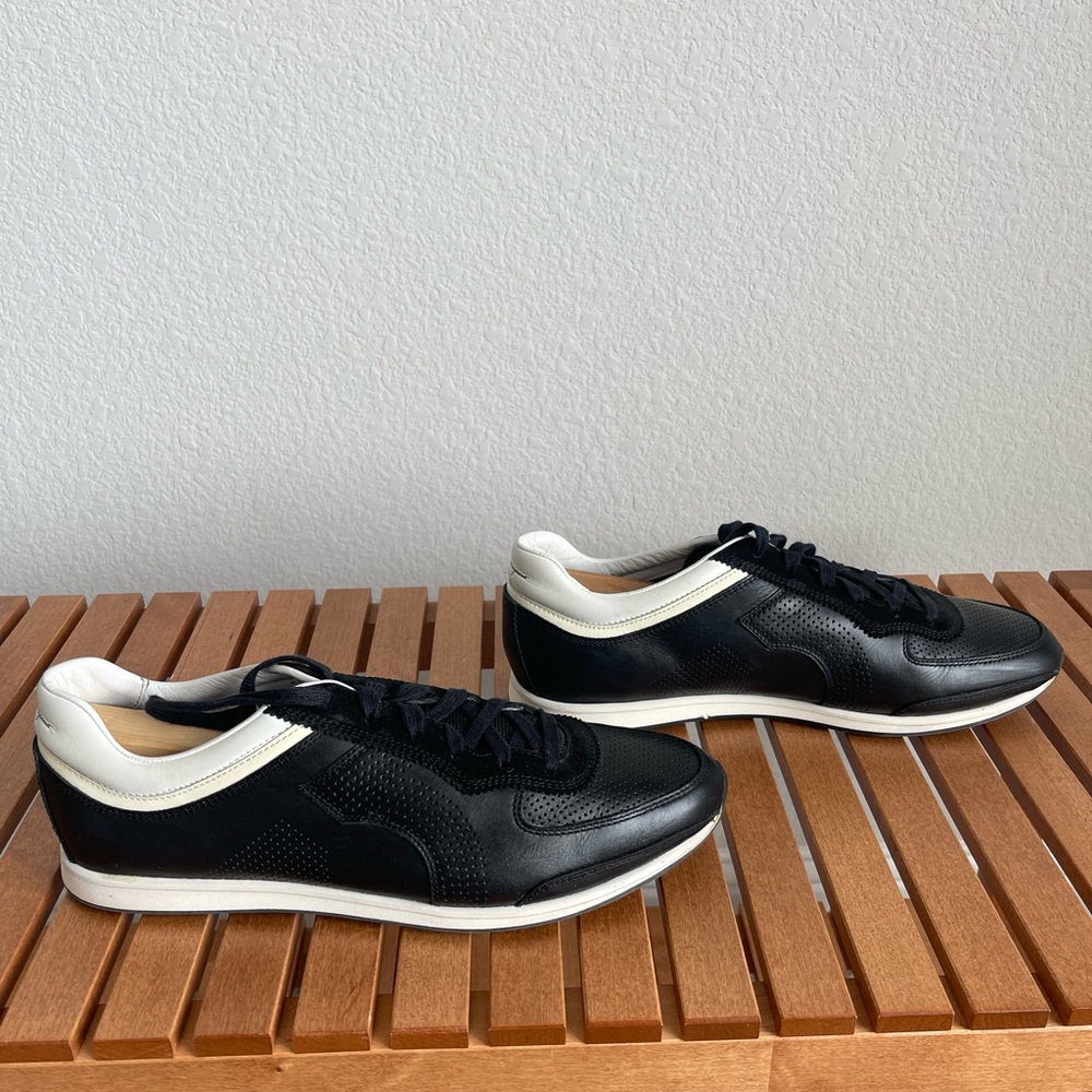 **PreOwned** Salvatore Ferragamo Black Sneaker